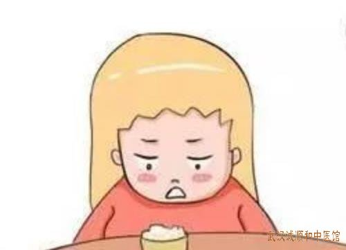 武汉三角路附近皮肤病老中医：中年人唇部干燥疼痛色红作痒上覆细小鳞屑怎么调？
