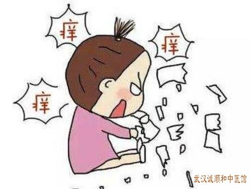 武汉板桥有个皮肤病中医：双下肢皮肤散在紫色斑点压之不褪色伴口中多黏腻怎么调？
