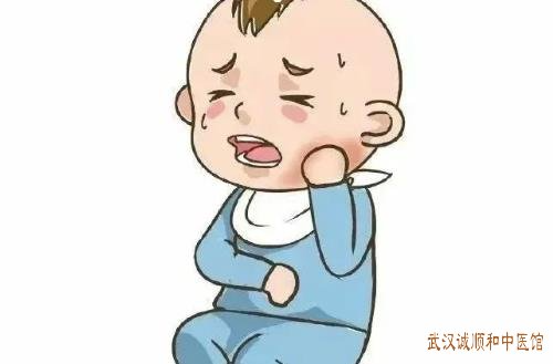 武汉小洪山疑难杂症老中医：小儿眼闭合不全鼻唇沟变浅漱口漏水耳后按压疼痛怎么调？
